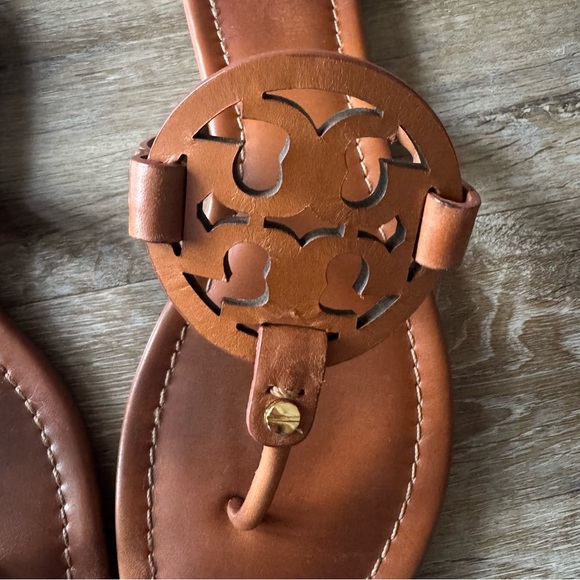 Women's Tory Burch Brown Leather Miller Sandals 8.5 - Picture 3 of 10